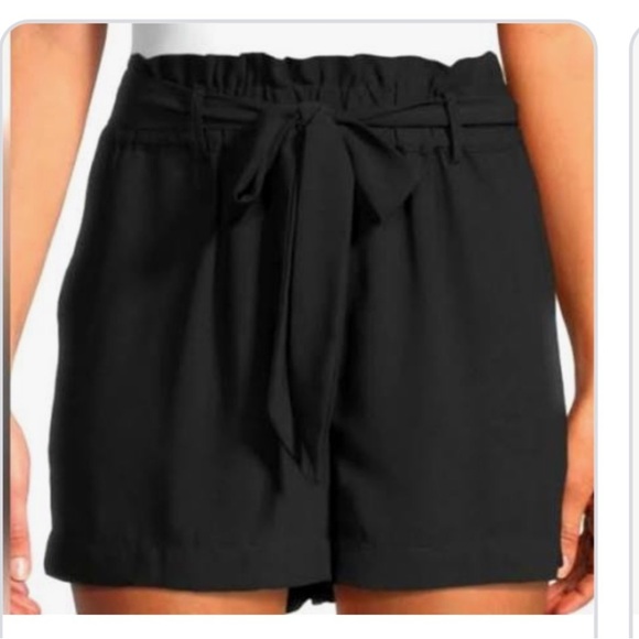 Laundry by Shelli Segal Paperbag shorts. NWT. Small